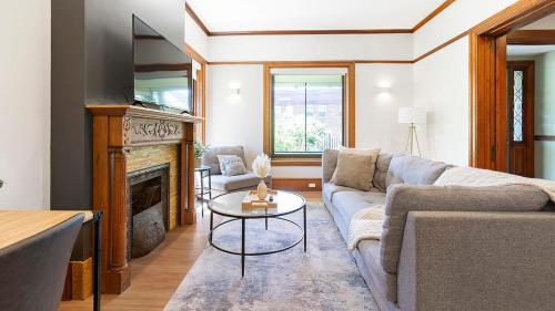 Landing at Baricelli - 1 Bedroom in University Circle in Cleveland, USA