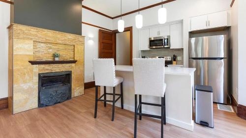 Landing at Baricelli - 1 Bedroom in University Circle in Cleveland, USA