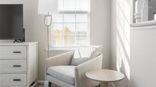 Landing at The Green - 2 Bedrooms in South Columbus in Canal Winchester, USA