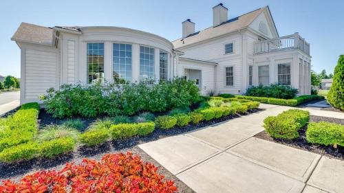 Landing at The Green - 2 Bedrooms in South Columbus in Canal Winchester, USA
