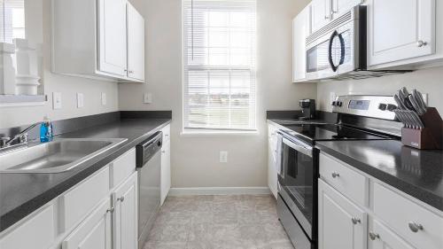 Landing at The Green - 2 Bedrooms in South Columbus in Canal Winchester, USA