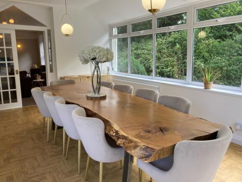 Serenity House Wales in Llangammarch Wells