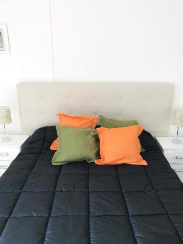 One-Bedroom Apartment image 3