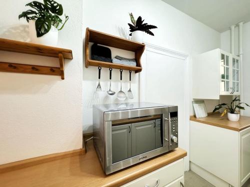 HolidayHome Apartments I Large 3 room apartment in the best location in Kreuzberg, Berlín (foto 11)