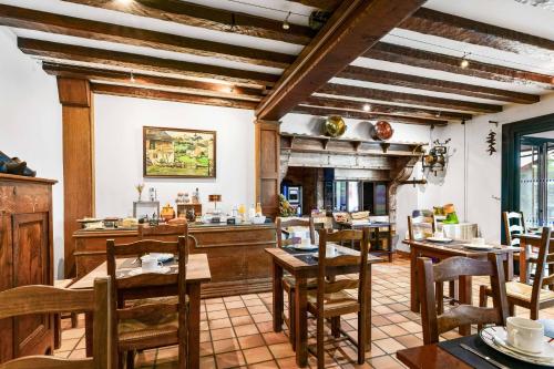 Ēdiens un dzērieni, Logis Hôtel Etchemaïté (Logis Hotel Etchemaite) in Larrau
