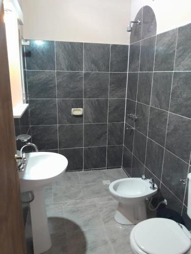 Bodega y Alojamiento Don Vega 2 in ตินอกาสตา