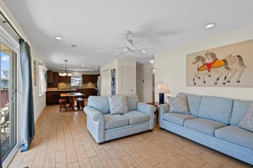 Keepin' It Reel Beach House - image 2