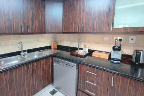 Luxury 2BR Marina and Sea View Apartment JBR, Dubaj (zdjęcie 9)