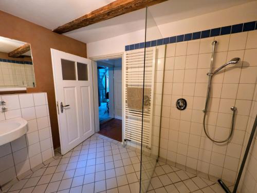 Dušš, Hof am Lichtenberg in Oberweser