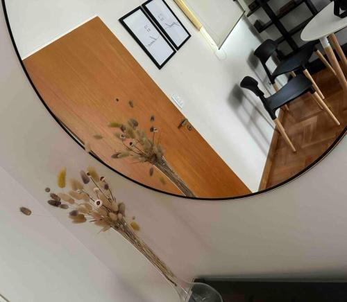One-Bedroom Apartment image 9