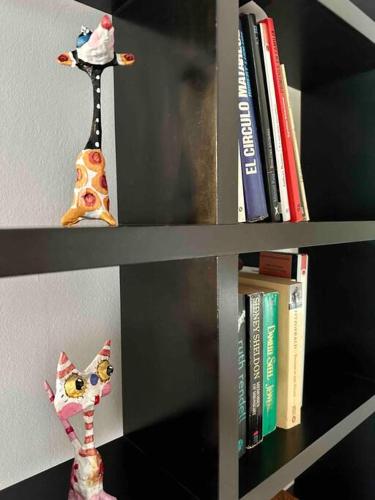 One-Bedroom Apartment image 1
