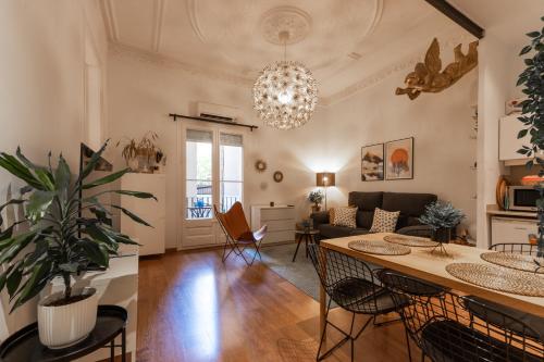 Two-Bedroom Apartment image 6