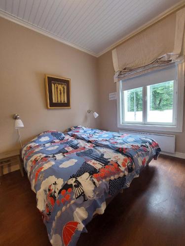 Moderni asunto vanhassa talossa - Modern apartment at the heart of Turku in Luostarinmaki