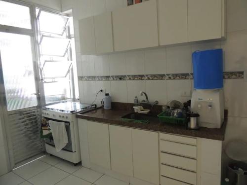 Apto beira mar - Praia de Pitangueiras Guarujá (Apto beira mar - Praia de Pitangueiras Guaruja) in บาร์ราฟุนดา