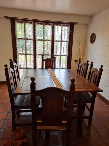 Casa con parque cerca de la costa y patios cerveceros in Cuadricula