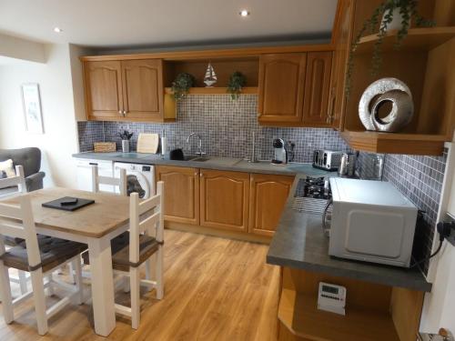Flat 1, Sandridge Court, Knott End-on-Sea (фото 9)