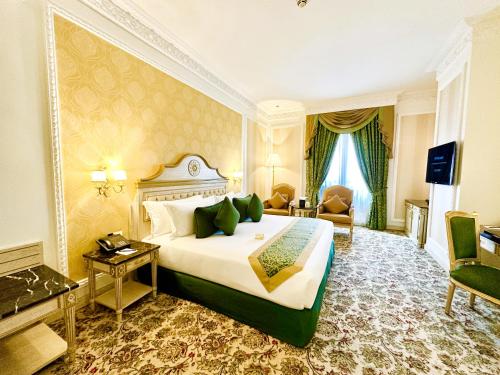 room detail thumbnail 0