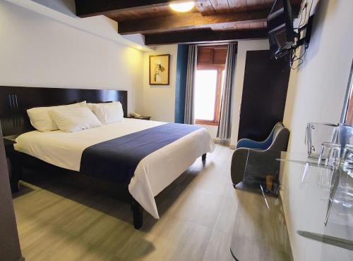Hotel Barrio Antiguo Room Type - Standard Queen Room