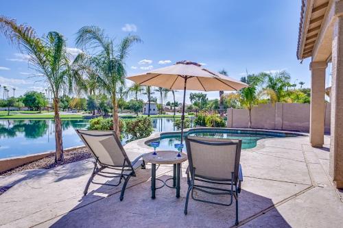 CRESCENT - Stunning Lake View with Pool, BBQ and Sunsets CRESCENT - Stunning Lake View with Pool, BBQ and Sunsets