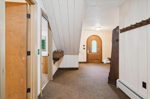 Spacious Townhouse Great for large groups family Snow Flurry in Killington, USA