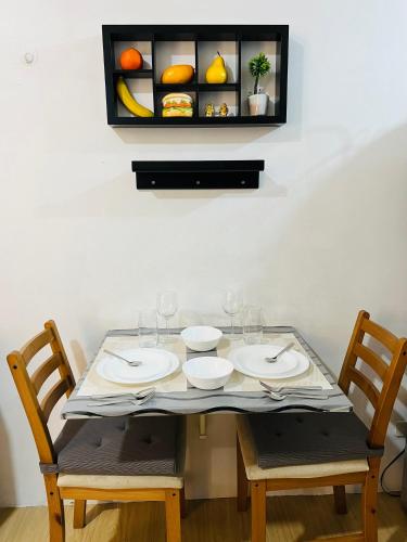 Vinia Infinity Studio 2 Near Malls with WiFi Netflix and Karaoke, Manila (zdjęcie 8)