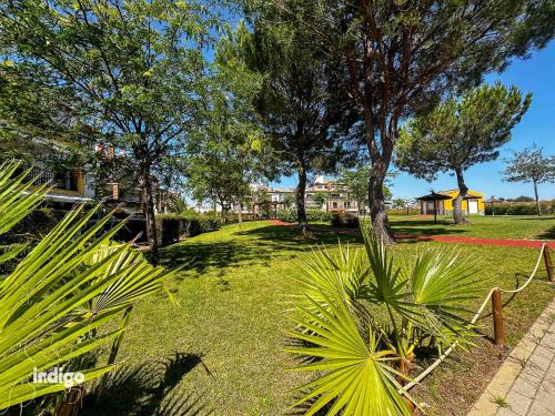 (TOU001) Bonito Apartamento con Gran Jardín Solead - image 10