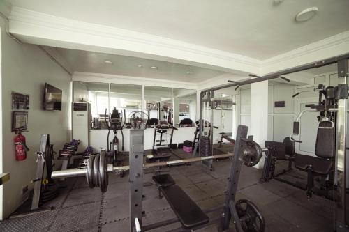 1-Bed Flat - Lekki Phase 1 - Pool - Spa - Balcony, Lekki