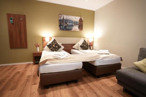 Hotel Attaché an der Messe - image 5