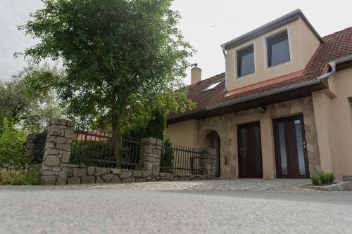 ทัศนียภาพภายนอกโรงแรม, Ubytování U Křivánků 2 (Ubytovani U Krivanku 2) in ฮอตกา