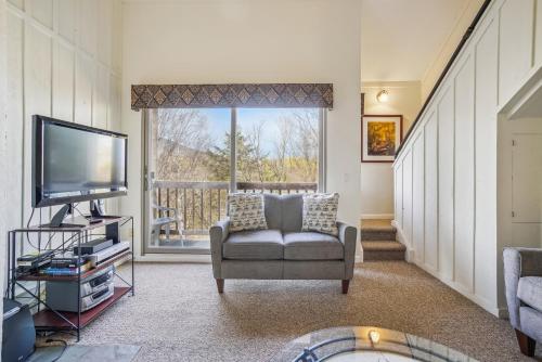 Three bedroom condo, Ski home Whiffletree E7 thumb 3