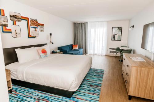 Atlantic Oceanfront Inn - image 14