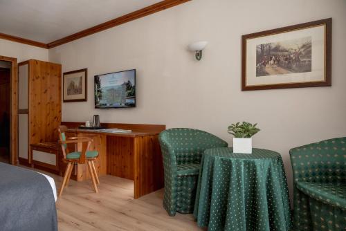 Hotel Cristallo - image 11