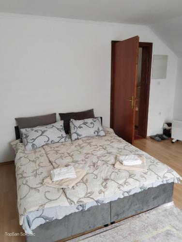 Topsan Prenociste Rooms in Sokolac