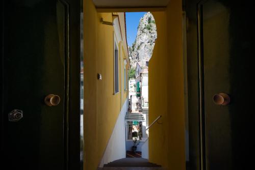 Amalfi Luxury House - image 3