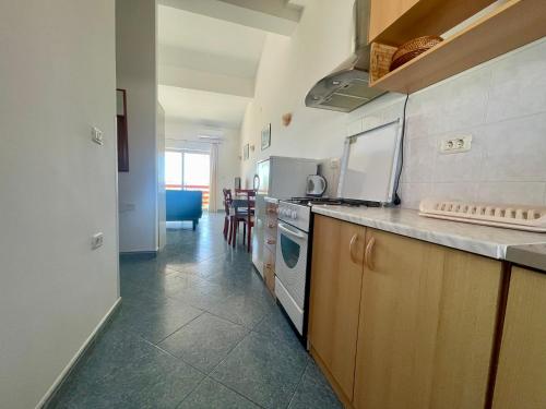 Apartment with Sea View image 6