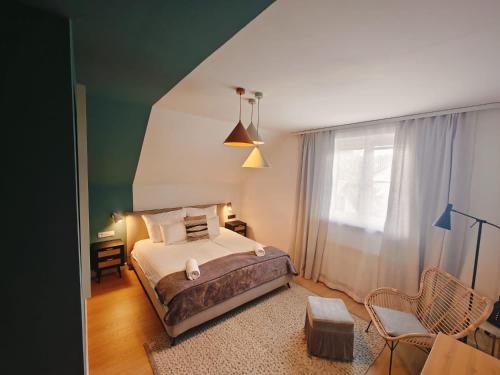 Deluxe Double Room with Bath room in Achilla Bed & Breakfast