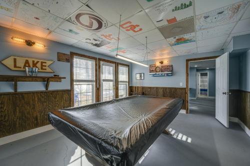 Spacious Lake Sinclair Retreat with Boat Dock and Porch! - image 6