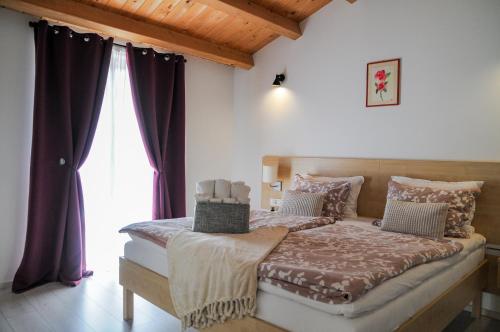 Villa Anastazija in Santalezi