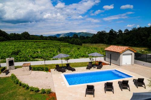 Villa Anastazija in Santalezi