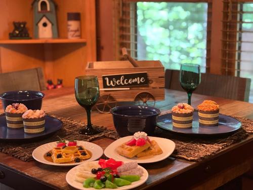 Miss BeeHaven in Sevierville, USA