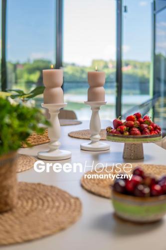 Oprema, Green House - nad jeziorem z pomostem in Gutkowo