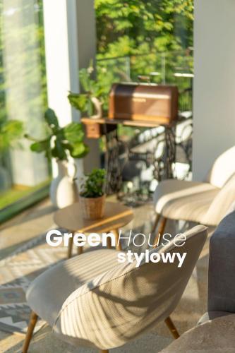 Oprema, Green House - nad jeziorem z pomostem in Gutkowo