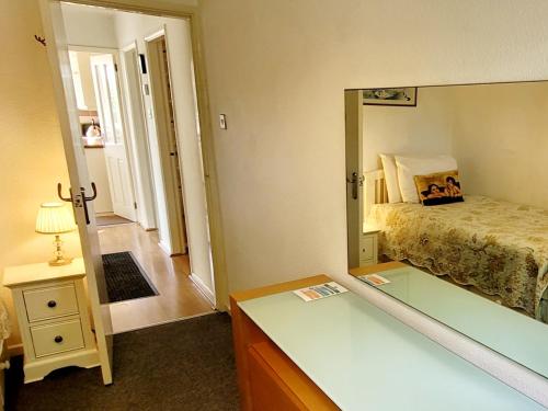Faraday Place - image 11