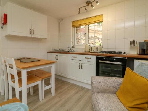 Swallow Cottage Ilfracombe - image 13