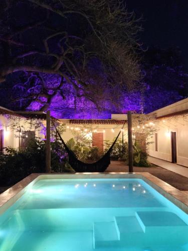 Hotel Boutique Villa Escondida, A Pasos de Lo Mejor en Tlaquepaque in Guadalajara, Mexico
