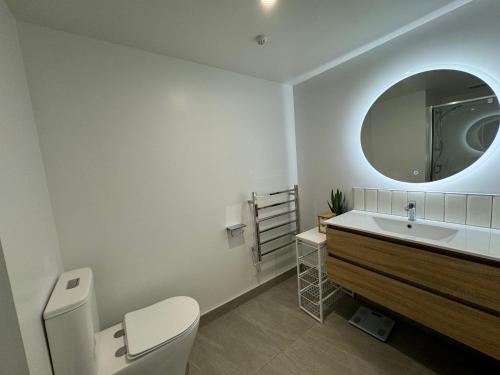 Brand New Stylish 2BR with Patio in Petone Brand New Stylish 2BR with Patio in Petone