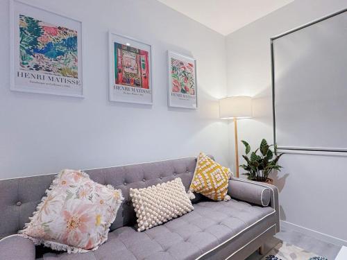 Modern 2BR Central Petone Gem Modern 2BR Central Petone Gem