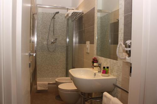 Holidays in Rome - Guesthouse, Рим (фото 2)