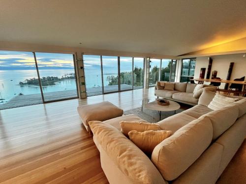 Ocean Horizon - Incredible Sea Views & Sunsets in Britannia Heights