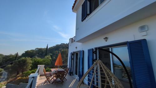 Villa Luna Home in Avlakia